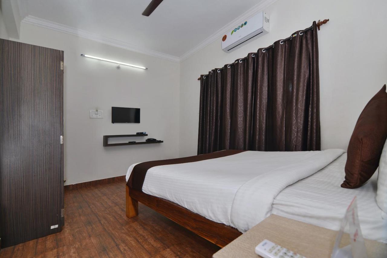 Oyo 10174 Kanta Guest House Baga Luaran gambar